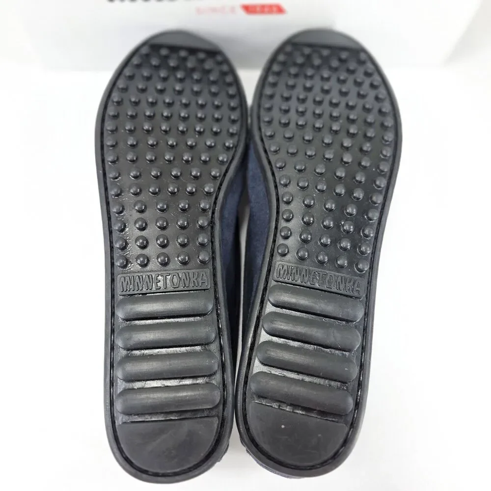Minnetonka Cally Moccasin Slippers Women’s Size 8 Dark Navy Suede 4014 NIB
